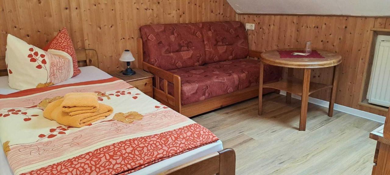 Pension&Gasthaus Nostalgie Altendorf  Zimmer foto