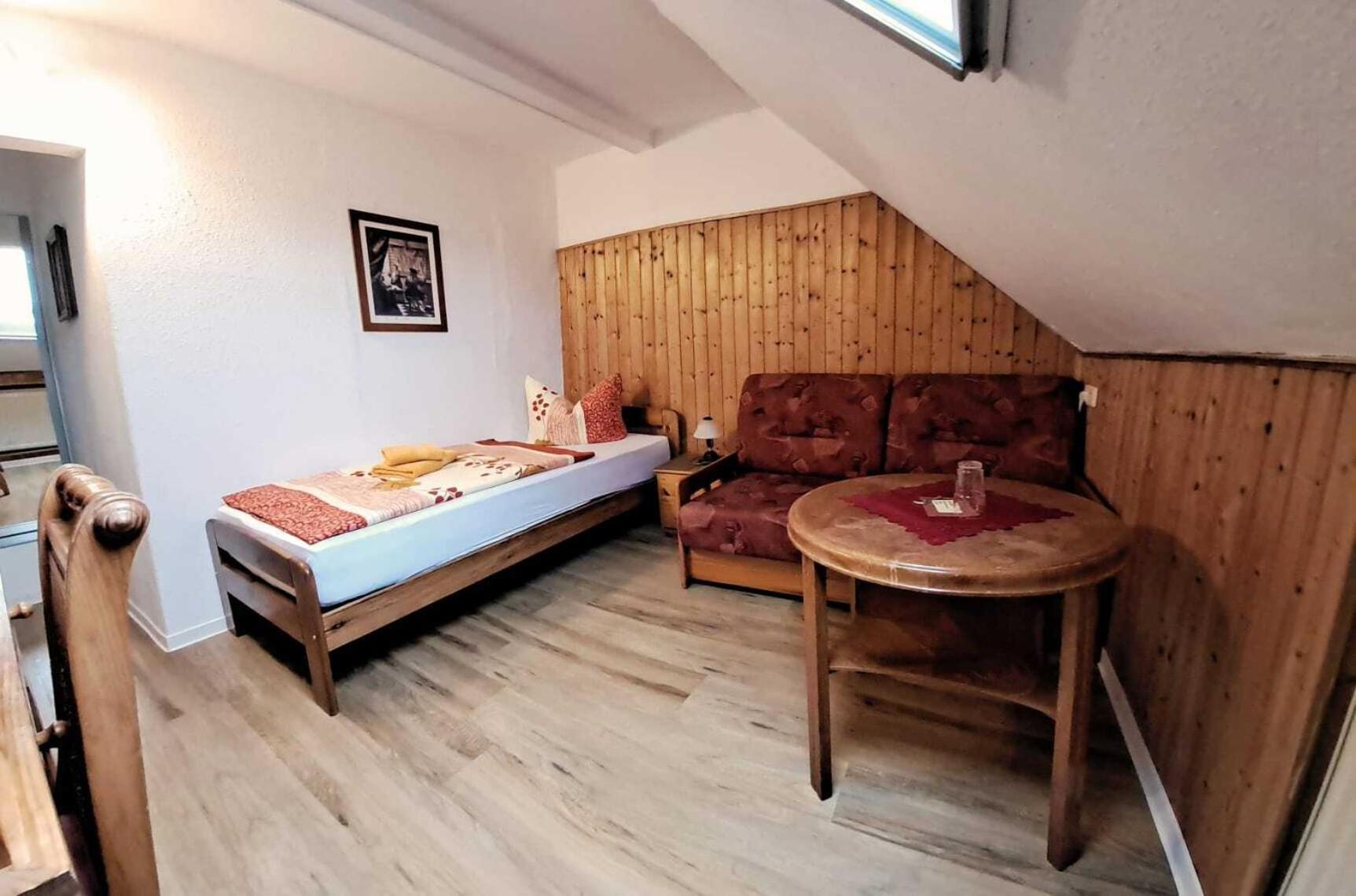Pension&Gasthaus Nostalgie Altendorf  Zimmer foto